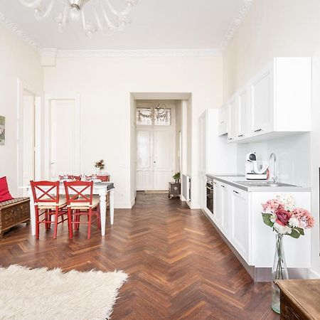 Breathless View Parliament 2 Luxury Suites With Terrace Free Parking Reservation Needed Budapest Exterior photo