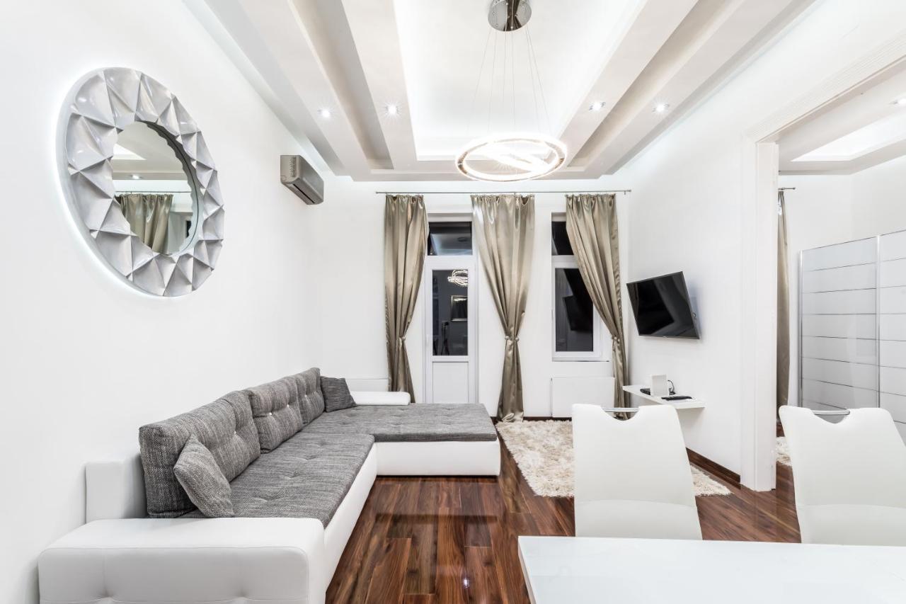 Breathless View Parliament 2 Luxury Suites With Terrace Free Parking Reservation Needed Budapest Exterior photo